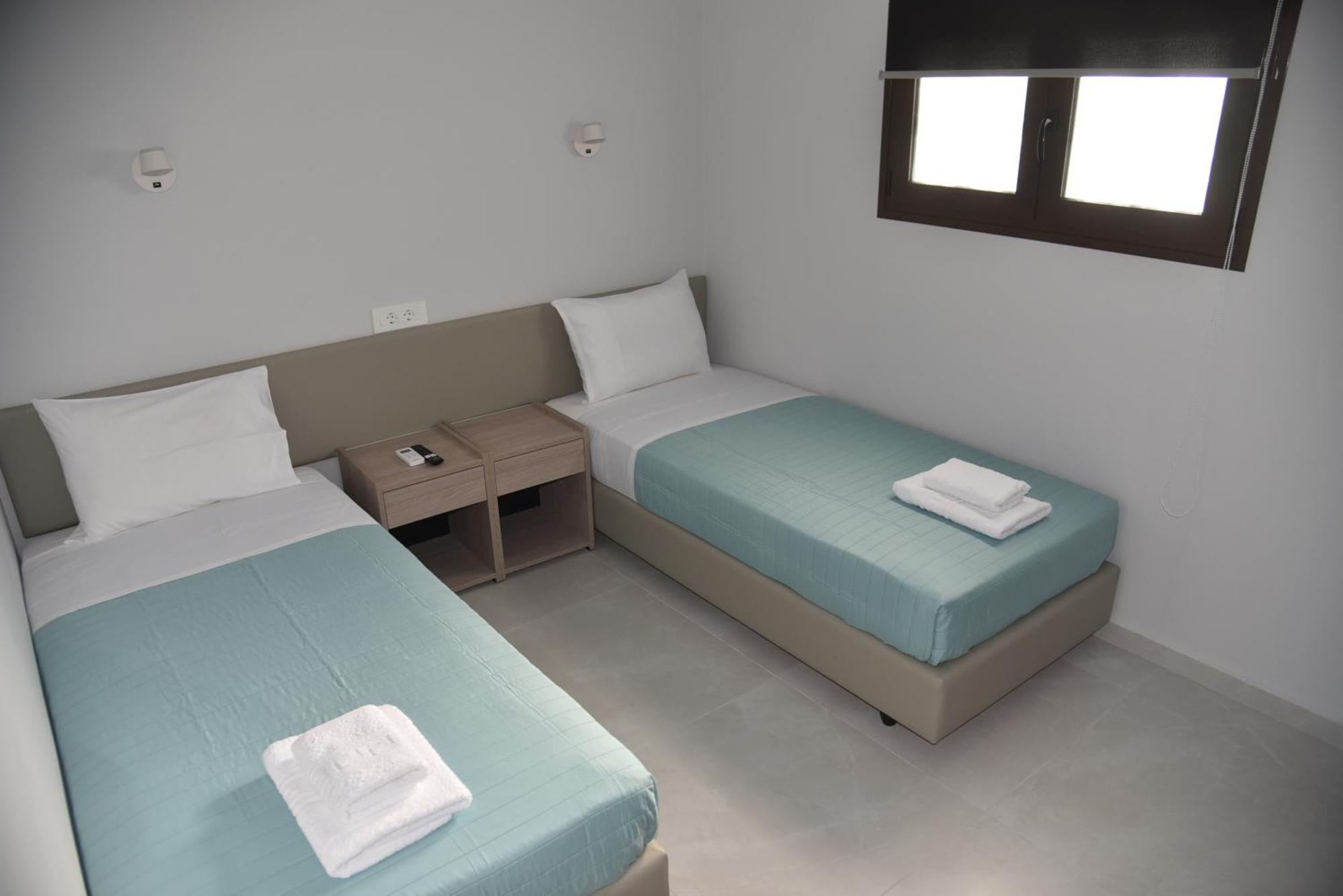 Pirgos Deluxe Apartment - Private Parking Kíssamos Exterior foto