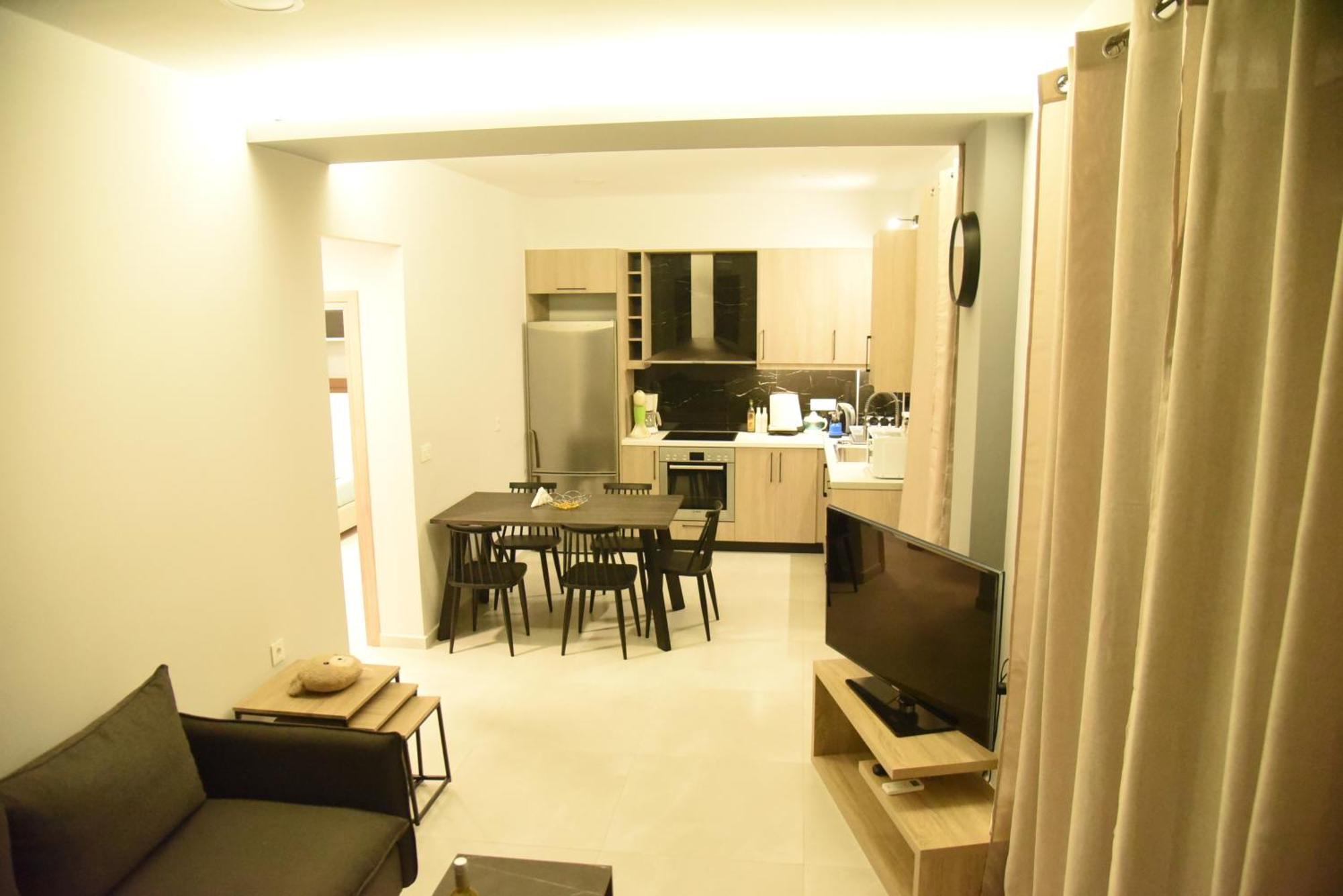 Pirgos Deluxe Apartment - Private Parking Kíssamos Exterior foto